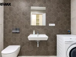 Pronájem bytu 1+kk, Praha - Libeň, Ocelářská, 45 m2