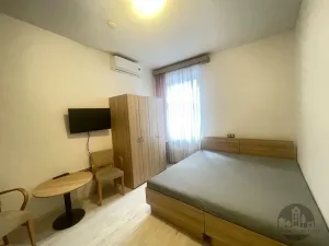 Pronájem bytu 1+kk, Praha - Smíchov, Plzeňská, 24 m2