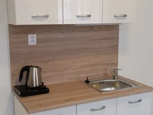 Pronájem bytu 1+kk, Praha - Smíchov, Plzeňská, 24 m2