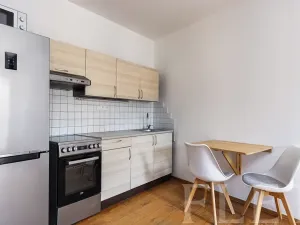 Prodej bytu 1+kk, Praha - Libeň, Ve vrchu, 41 m2