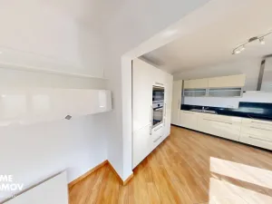 Pronájem bytu 3+1, Hulín, Krátká, 77 m2