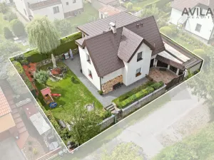 Prodej komerční nemovitosti, Říčany, Kozinova, 300 m2