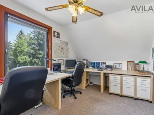 Prodej komerční nemovitosti, Říčany, Kozinova, 300 m2