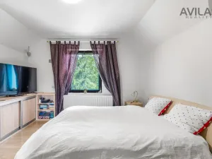 Prodej komerční nemovitosti, Říčany, Kozinova, 300 m2