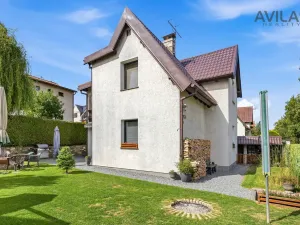 Prodej komerční nemovitosti, Říčany, Kozinova, 300 m2