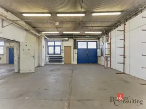 Pronájem výrobních prostor, Hradec Králové - Slezské Předměstí, Výrobní, 376 m2