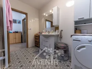 Prodej komerční nemovitosti, Ratíškovice, Vítězná, 329 m2