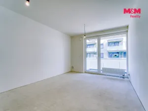 Prodej bytu 1+kk, Praha - Prosek, Čakovická, 27 m2