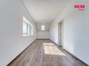 Prodej rodinného domu, Vodochody - Hoštice, Na Kopečku, 168 m2