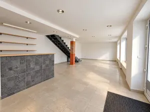 Pronájem obchodního prostoru, Moravské Budějovice, Pražská, 86 m2