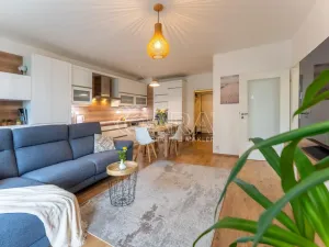 Prodej bytu 3+kk, Praha - Hloubětín, Modrého, 79 m2