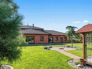 Prodej rodinného domu, Velké Přítočno, 350 m2