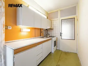 Prodej bytu 4+1, Karlovy Vary, Modenská, 77 m2