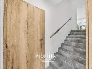 Pronájem bytu 2+kk, Jihlava, Na Nivách, 58 m2