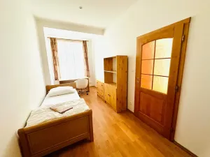 Pronájem bytu 3+1, Praha - Žižkov, Seifertova, 80 m2