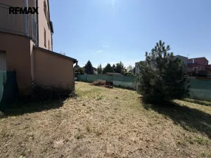 Prodej bytu 3+kk, Šestajovice, Revoluční, 74 m2