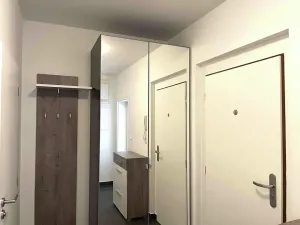 Pronájem bytu 2+kk, Praha - Hloubětín, Za černým mostem, 50 m2