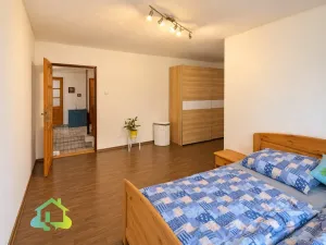 Prodej vícegeneračního domu, Člunek - Lomy, 260 m2