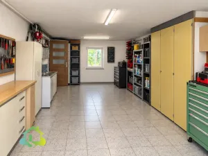 Prodej vícegeneračního domu, Člunek - Lomy, 260 m2