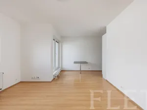 Pronájem bytu 2+kk, Praha - Libeň, U Slovanky, 57 m2