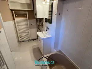 Pronájem bytu 3+1, Kroměříž, Husovo náměstí, 94 m2