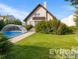 Prodej rodinného domu, Praha - Suchdol, Armádní, 342 m2