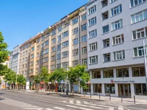 Prodej bytu 3+kk, Praha - Holešovice, Komunardů, 90 m2