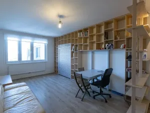 Prodej bytu 1+kk, Praha - Vysočany, Freyova, 33 m2