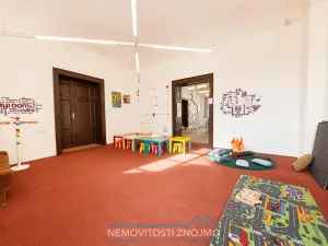 Pronájem kanceláře, Znojmo, Horní náměstí, 35 m2