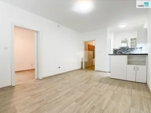 Pronájem bytu 2+kk, Hulín, Družba, 38 m2