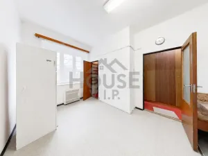 Prodej bytu 2+kk, Praha - Břevnov, Za Strahovem, 51 m2