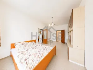 Prodej bytu 2+kk, Praha - Břevnov, Za Strahovem, 51 m2