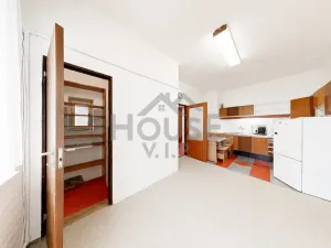 Prodej bytu 2+kk, Praha - Břevnov, Za Strahovem, 51 m2