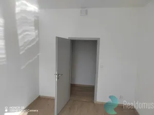 Pronájem bytu 4+kk, Trhové Sviny, Pekárenská, 86 m2