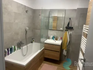Pronájem bytu 4+kk, Trhové Sviny, Pekárenská, 86 m2