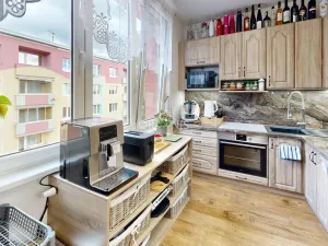 Prodej bytu 3+1, Chomutov, Čelakovského, 72 m2