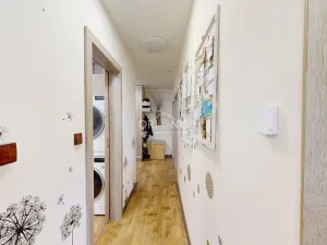 Prodej bytu 3+1, Chomutov, Čelakovského, 72 m2