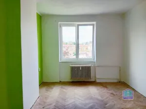Prodej bytu 3+1, Stříbro, Brožíkova, 56 m2