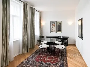 Pronájem bytu 3+1, Praha, Hořejší nábřeží, 94 m2