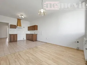 Prodej bytu 2+kk, Pardubice, Dubinská, 47 m2
