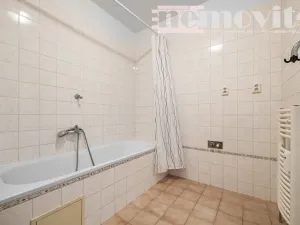 Prodej bytu 2+kk, Pardubice, Dubinská, 47 m2