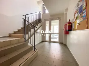 Prodej bytu 2+kk, Chýně, Ecksteinova, 56 m2