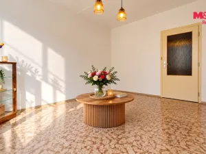 Prodej bytu 2+kk, Velešín, Sídliště, 42 m2