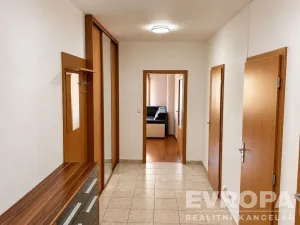 Pronájem bytu 3+kk, Liberec, Na Rybníčku, 92 m2