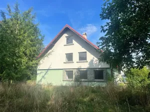 Dražba činžovního domu, Komorní Lhotka, 1000 m2