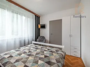 Prodej bytu 4+1, Mariánské Lázně, Na Třešňovce, 80 m2