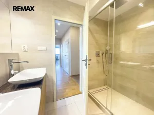 Prodej bytu 3+kk, Praha - Hrdlořezy, Učňovská, 86 m2