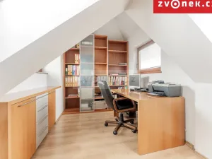 Prodej kanceláře, Hranice, Pod Bílým kamenem, 540 m2