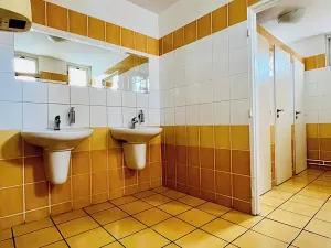 Pronájem kanceláře, Hradec Králové, Bieblova, 17 m2