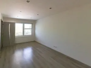 Dražba bytu 2+1, Břeclav, Kpt. Jaroše, 72 m2